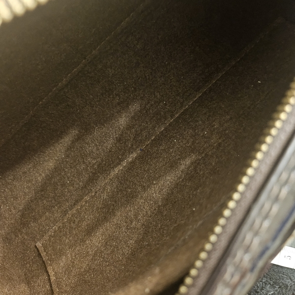 Louis Vuitton Vernis Papillon Amarante Patent Bag w/ Felt Insert - Picture 9 of 14